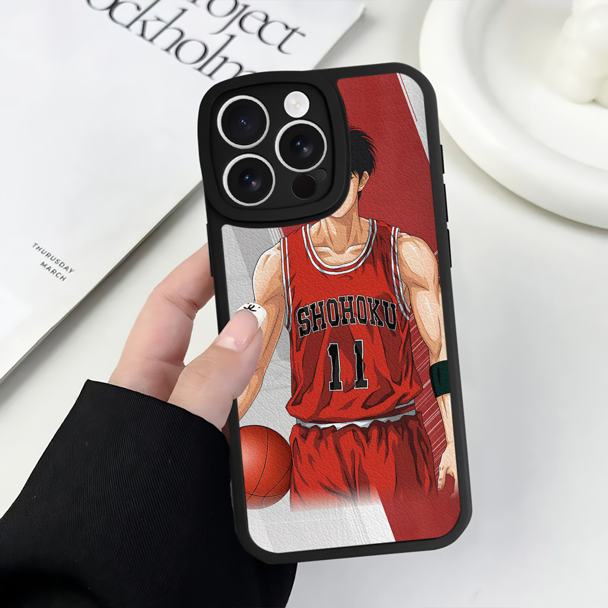 （画像用） SLAM DUNK／スラムダンク 【iPhone 16シリーズ対応】シリコンスマホケース（レザー調） 材質：シリコン